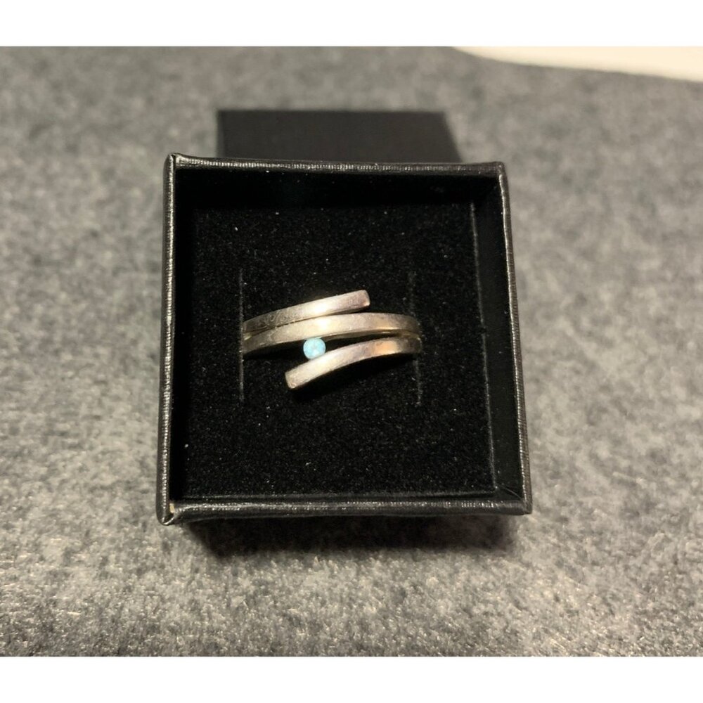 Blue Topaz in Sterling Silver 925 Marked Ring Size 6.5 - Picture 3 of 10